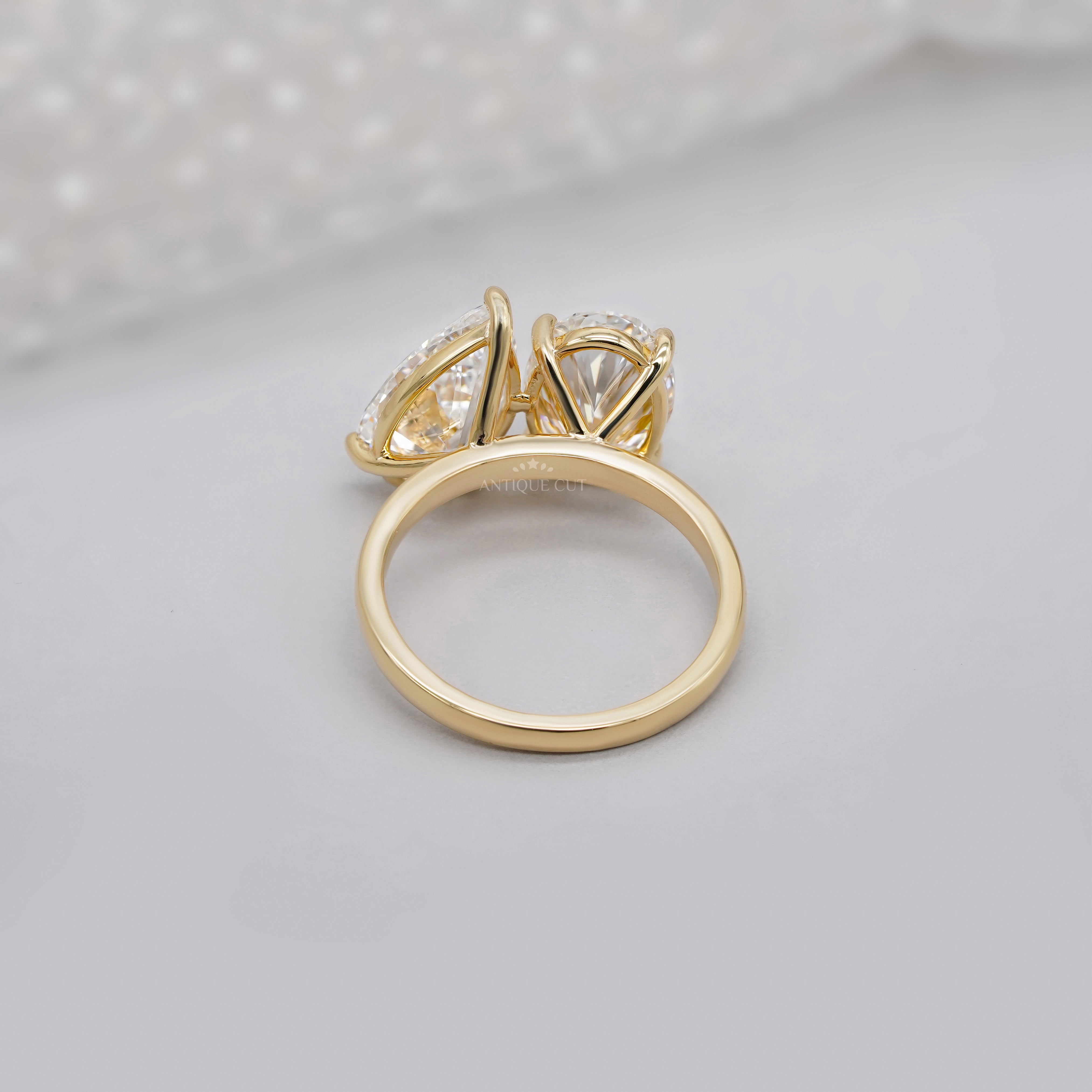 Oval and Pear 4.00tcw Lab Diamond Toi Et Moi Engagement Ring | IGI Certified | Modern Setting