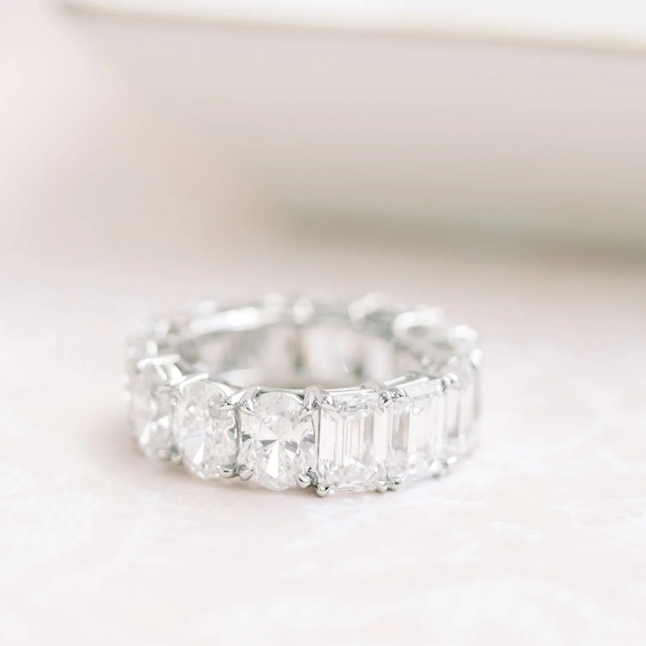 #Color_White Gold