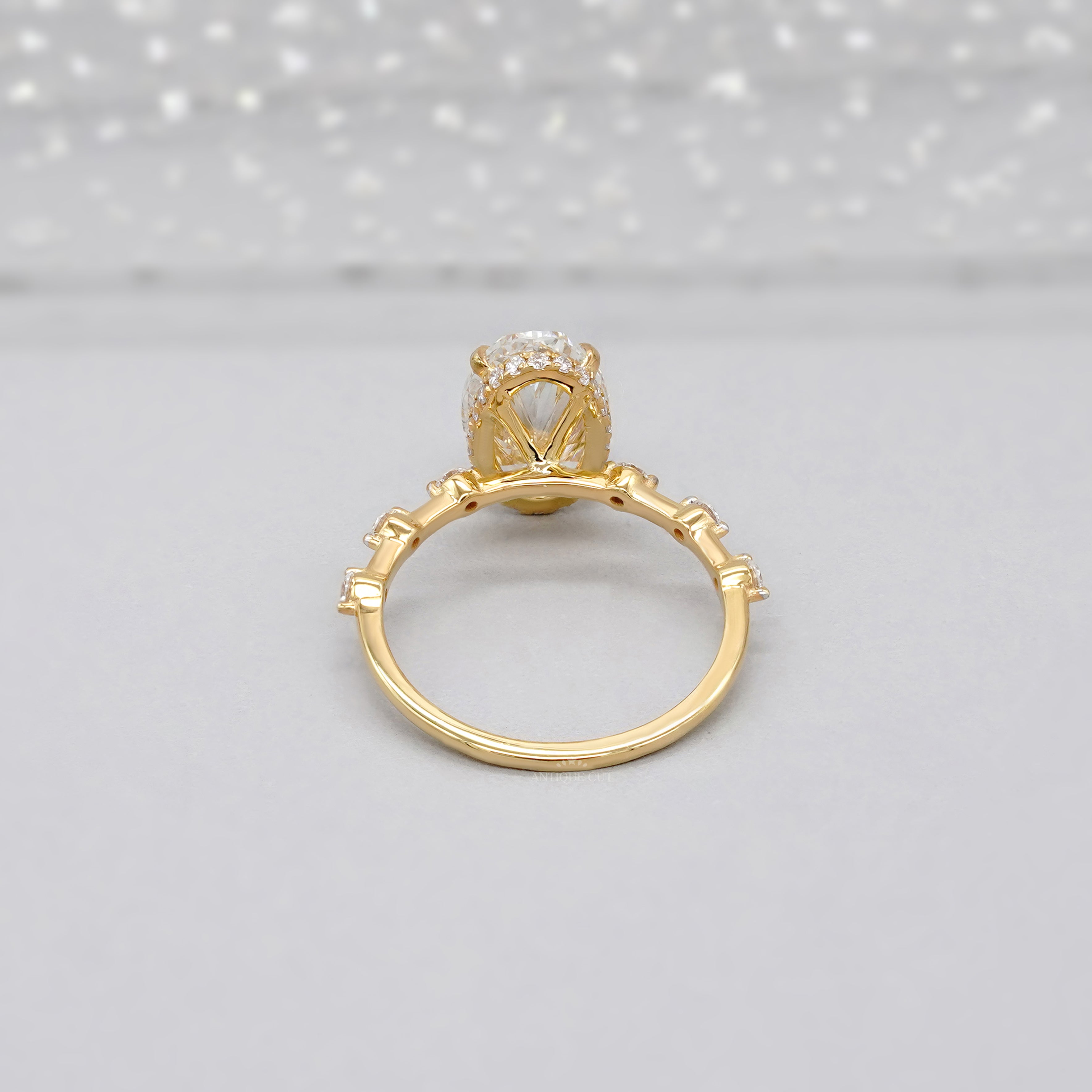 Oval 2.30tcw Lab-Grown Diamond Engagement Ring | Yellow Gold Side Stones | IGI Certified