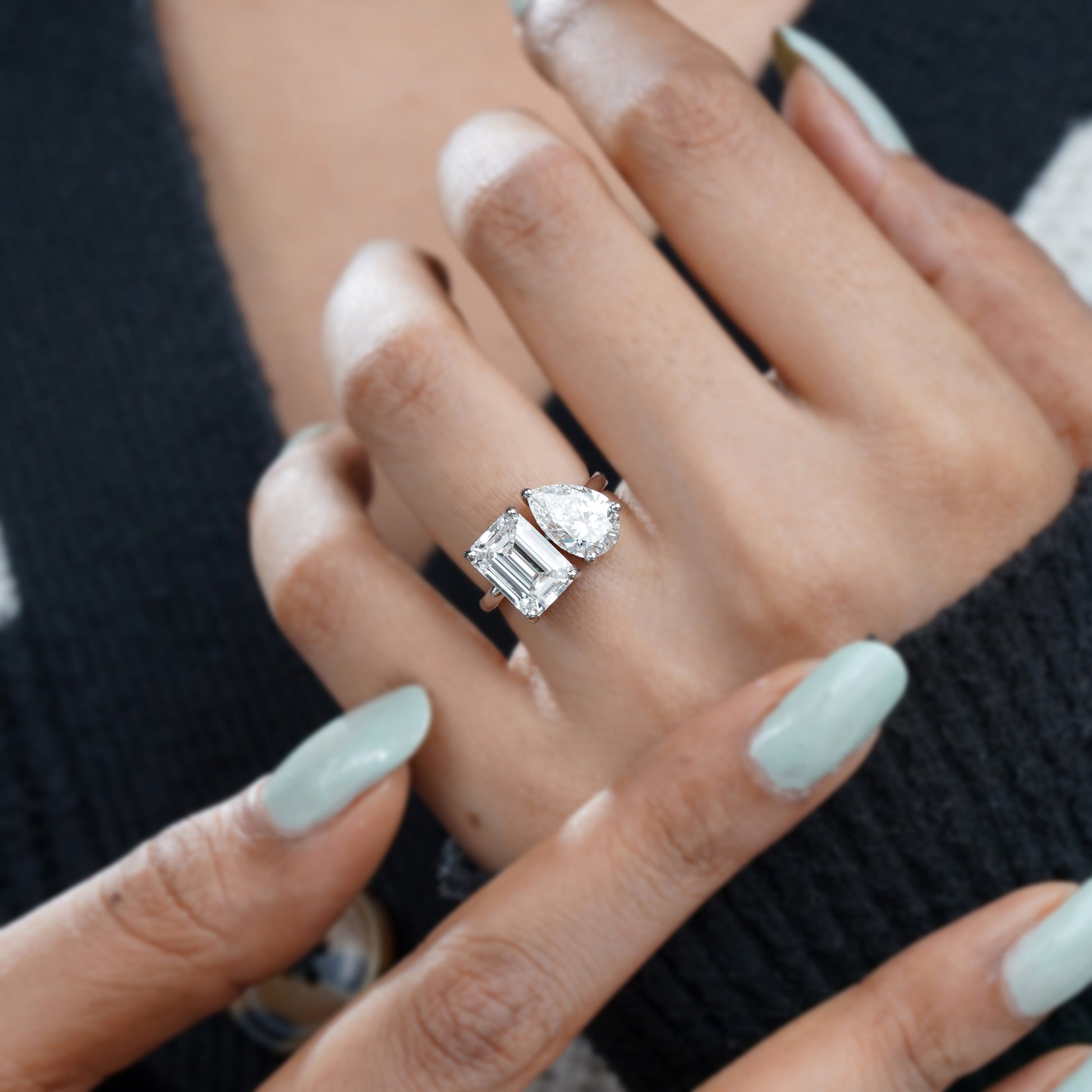 Emerald and Pear 6.00tcw Lab Grown Diamond Toi Et Moi Ring | IGI Certified | DEF VVS–VS