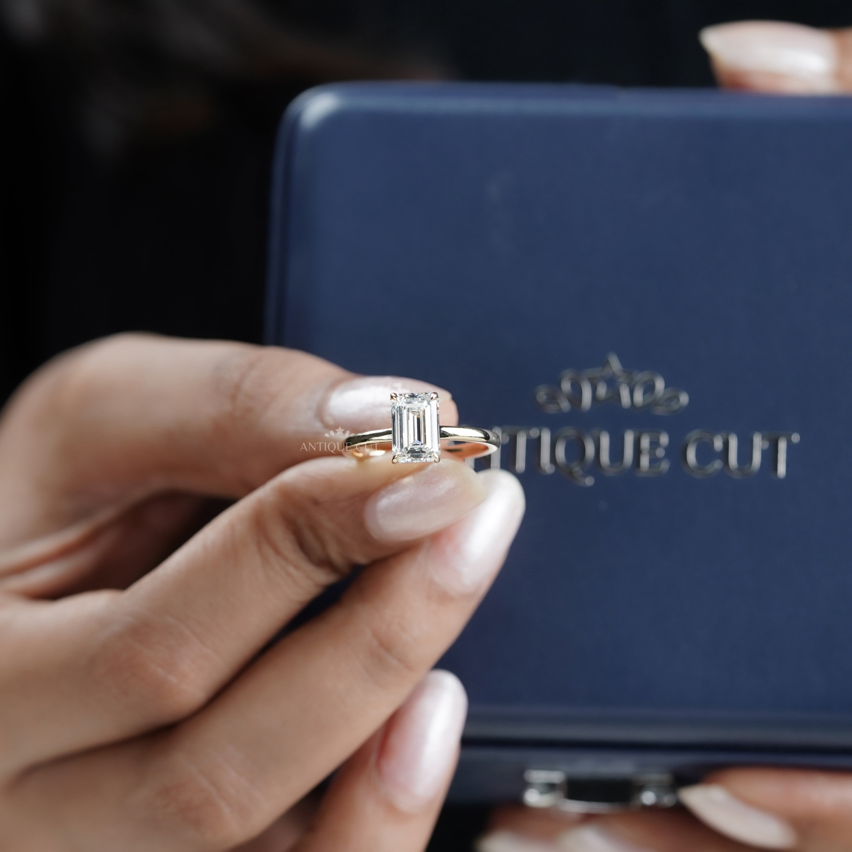 Emerald 2.00ct Lab Diamond Solitaire Ring | Yellow Gold | Minimalist IGI Certified