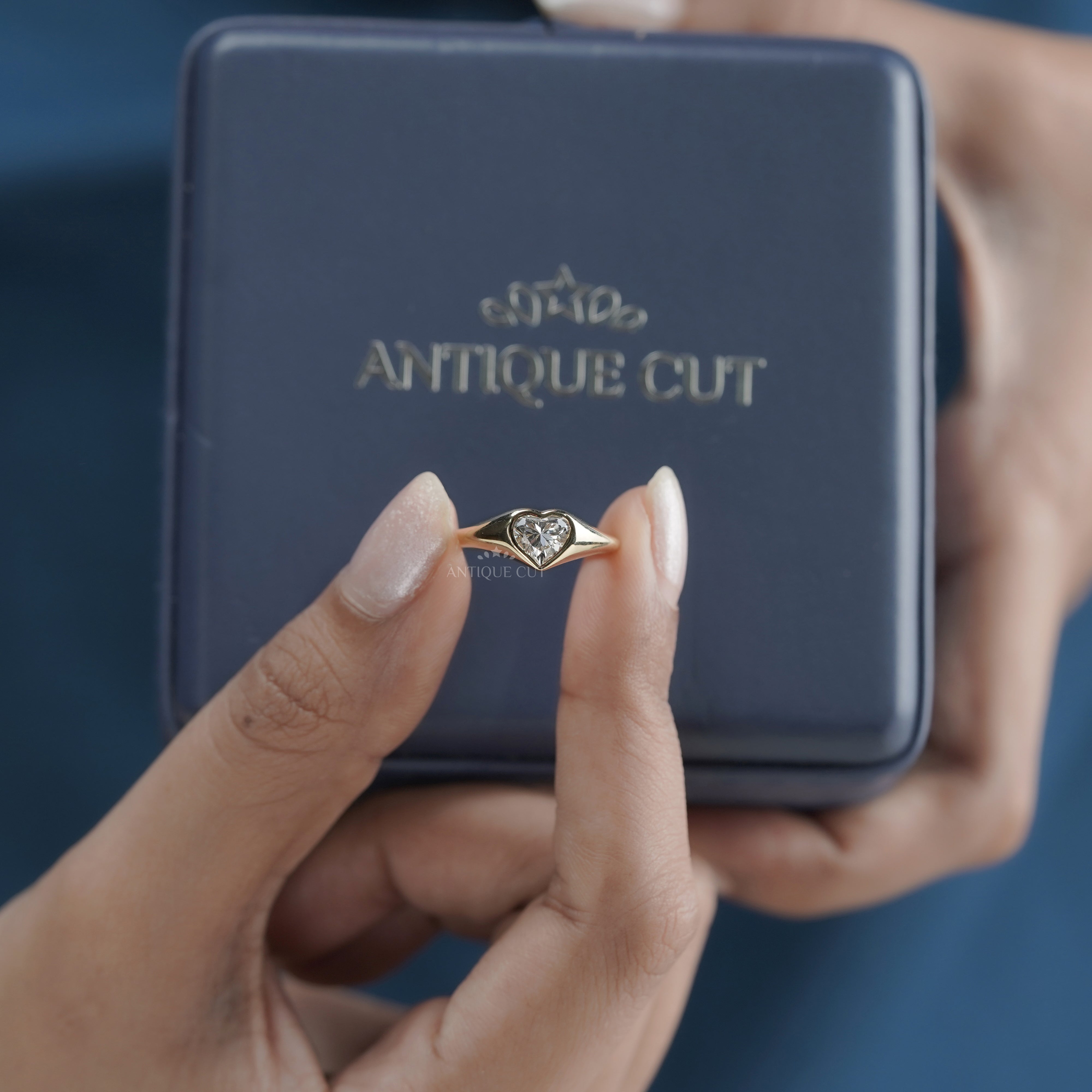 Heart 1.00ct Lab Diamond Bezel Ring | Solid Yellow Gold | Modern Love IGI Certified