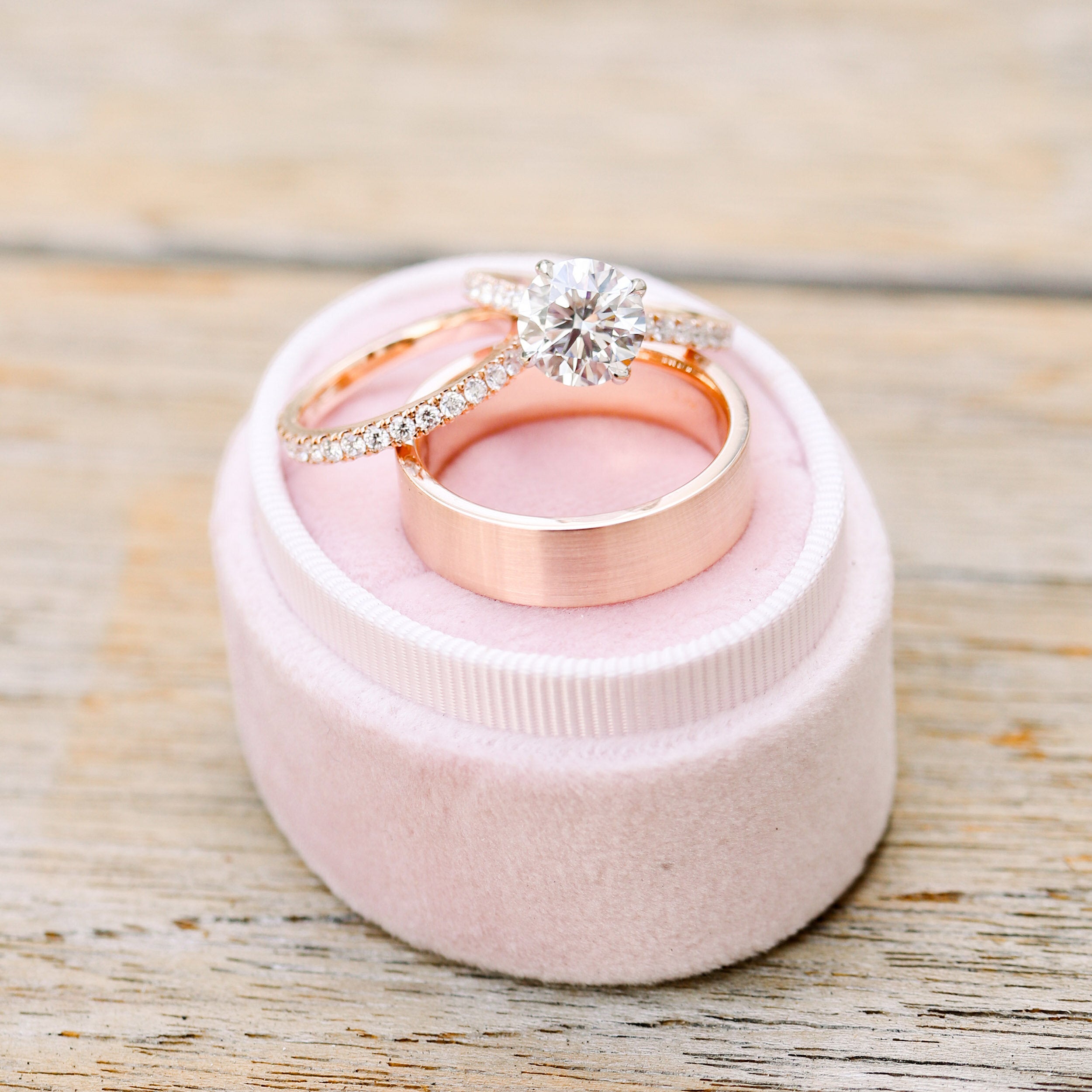 U PAVÉ ETERNITY BAND