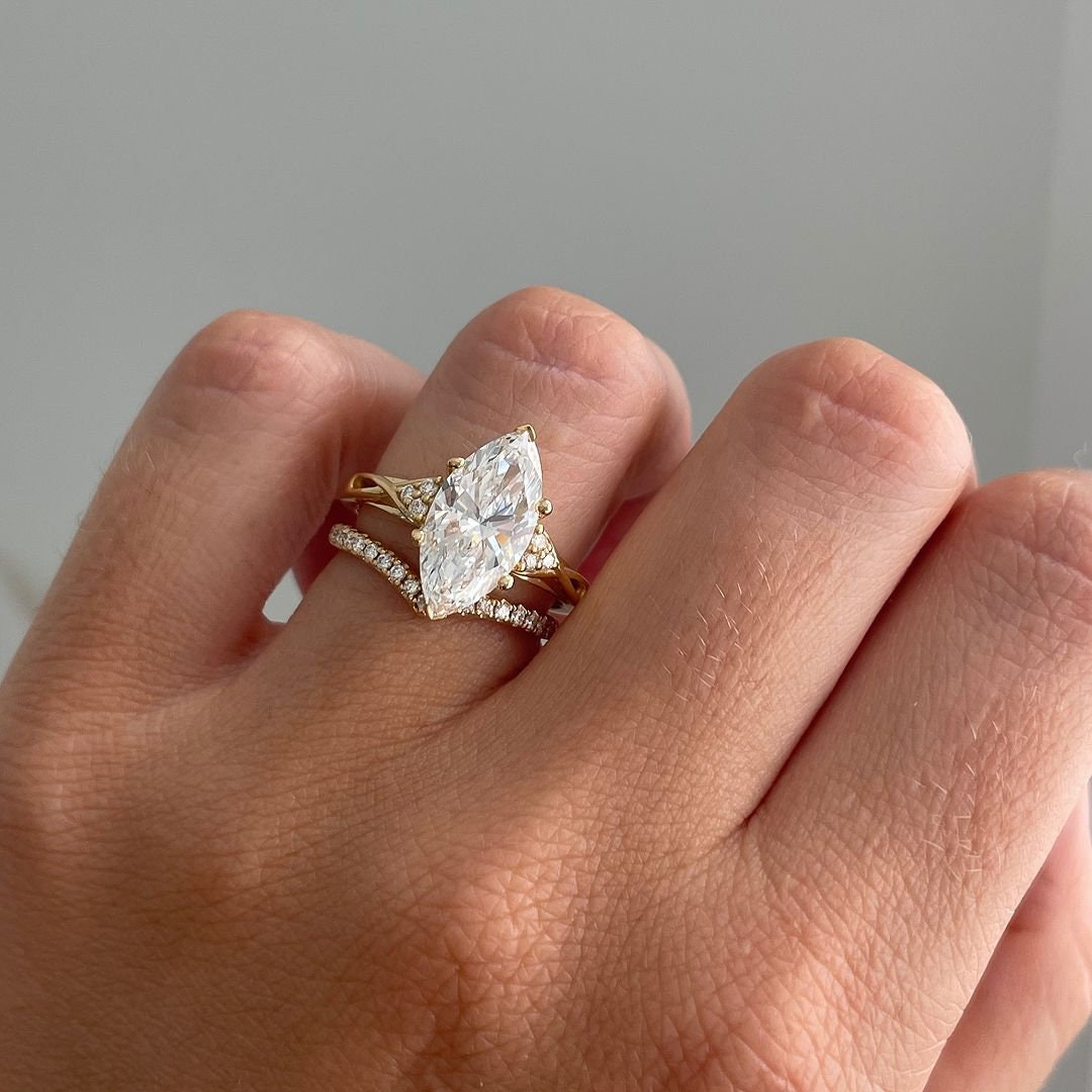 Marquise 3.60tcw Lab Grown Diamond Criss-Cross Band Engagement Ring, D-E-F Color, VVS-VS Clarity