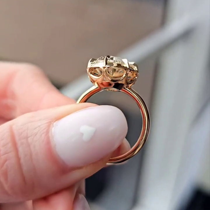 Oval 6.00ct Lab Diamond Bezel Engagement Ring | IGI Certified | E-F Color | VVS-VS Clarity