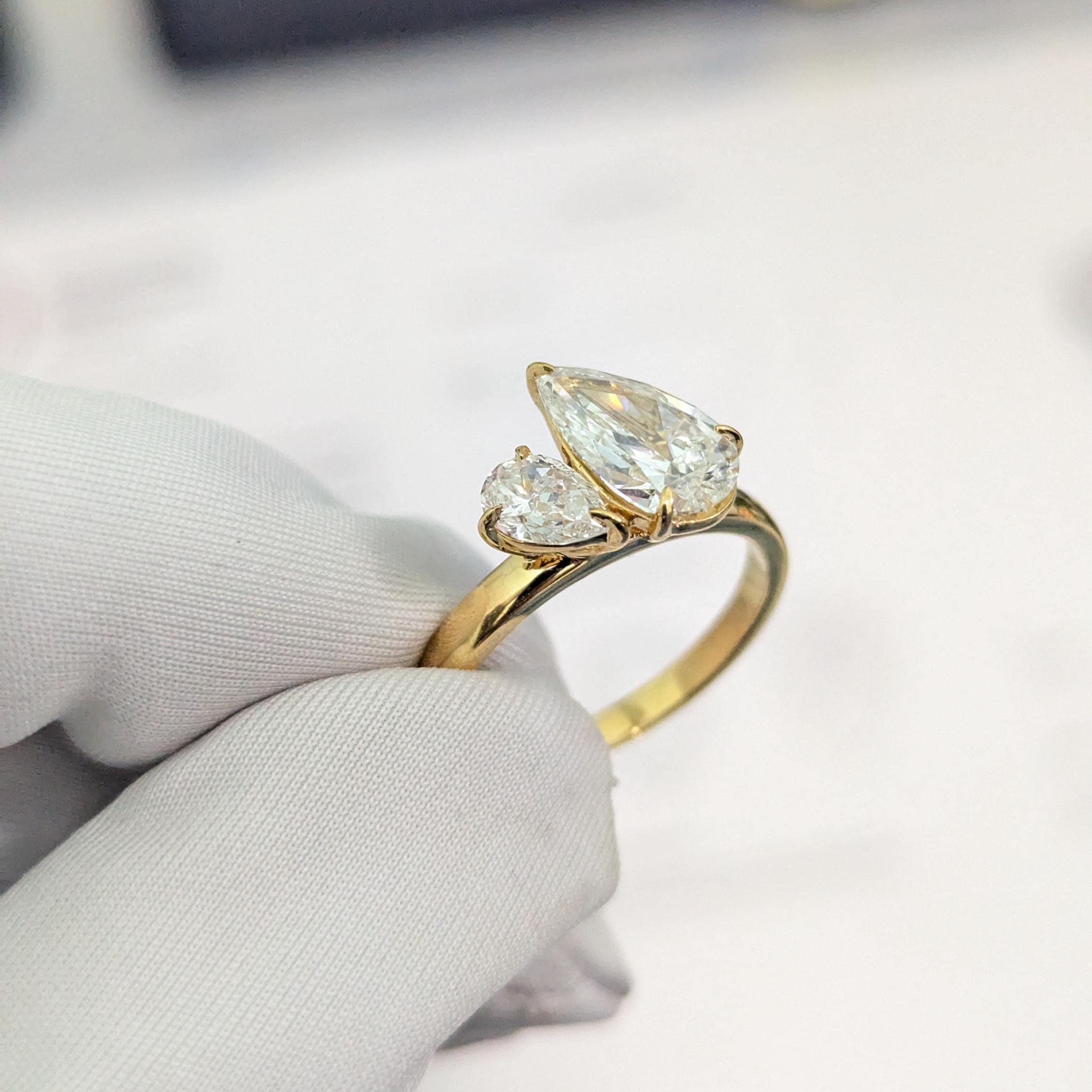 Pear 2.00tcw Lab Grown Diamond Toi et Moi Engagement Ring, D-E-F color, VVS-VS Clarity - IGI Certificate