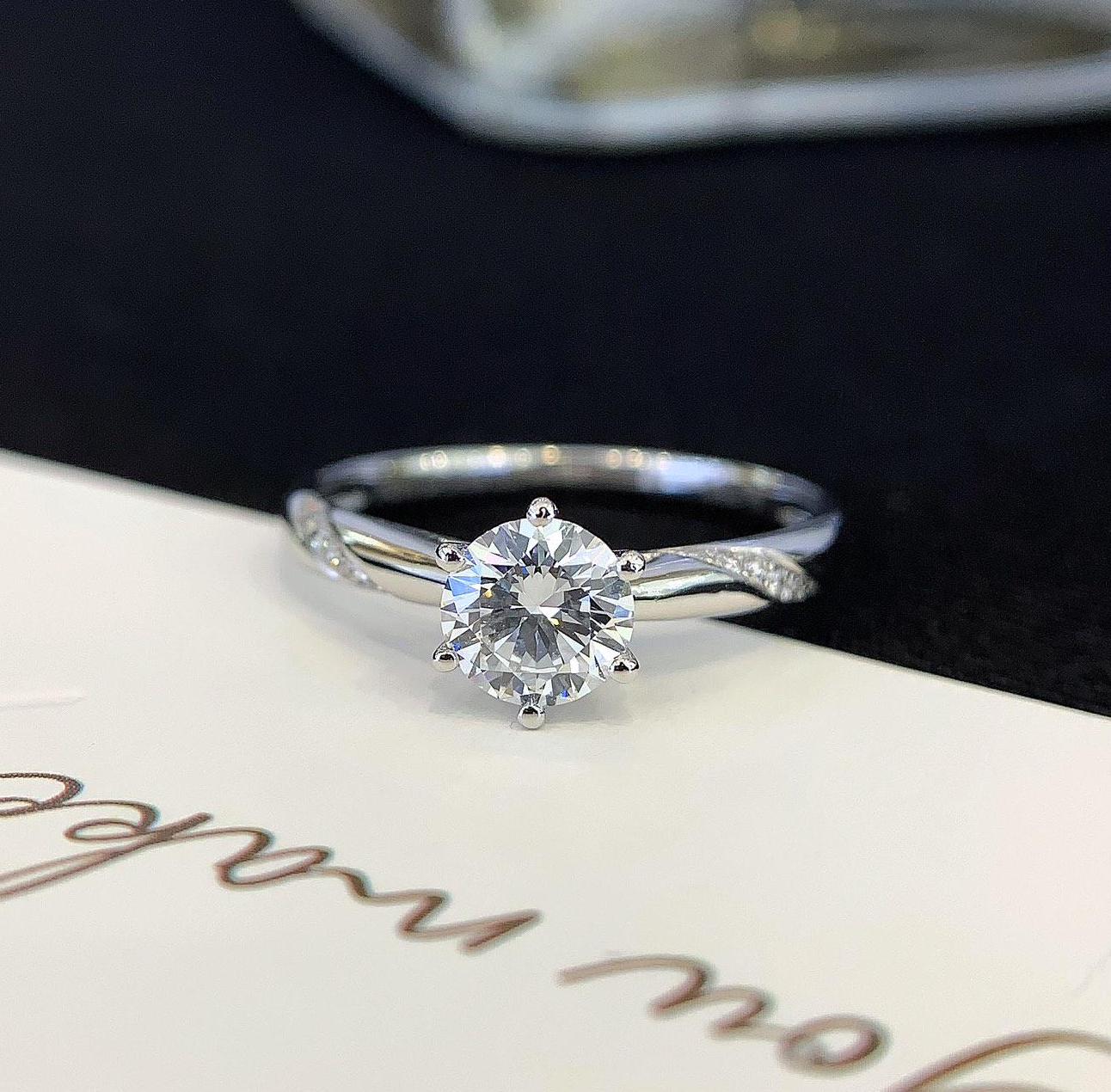 Round 0.70tcw Lab Grown Diamond Simple Solitaire Basket Pave Engagement Ring, D-E-F Color, VVS - VS Clarity - IGI Certified
