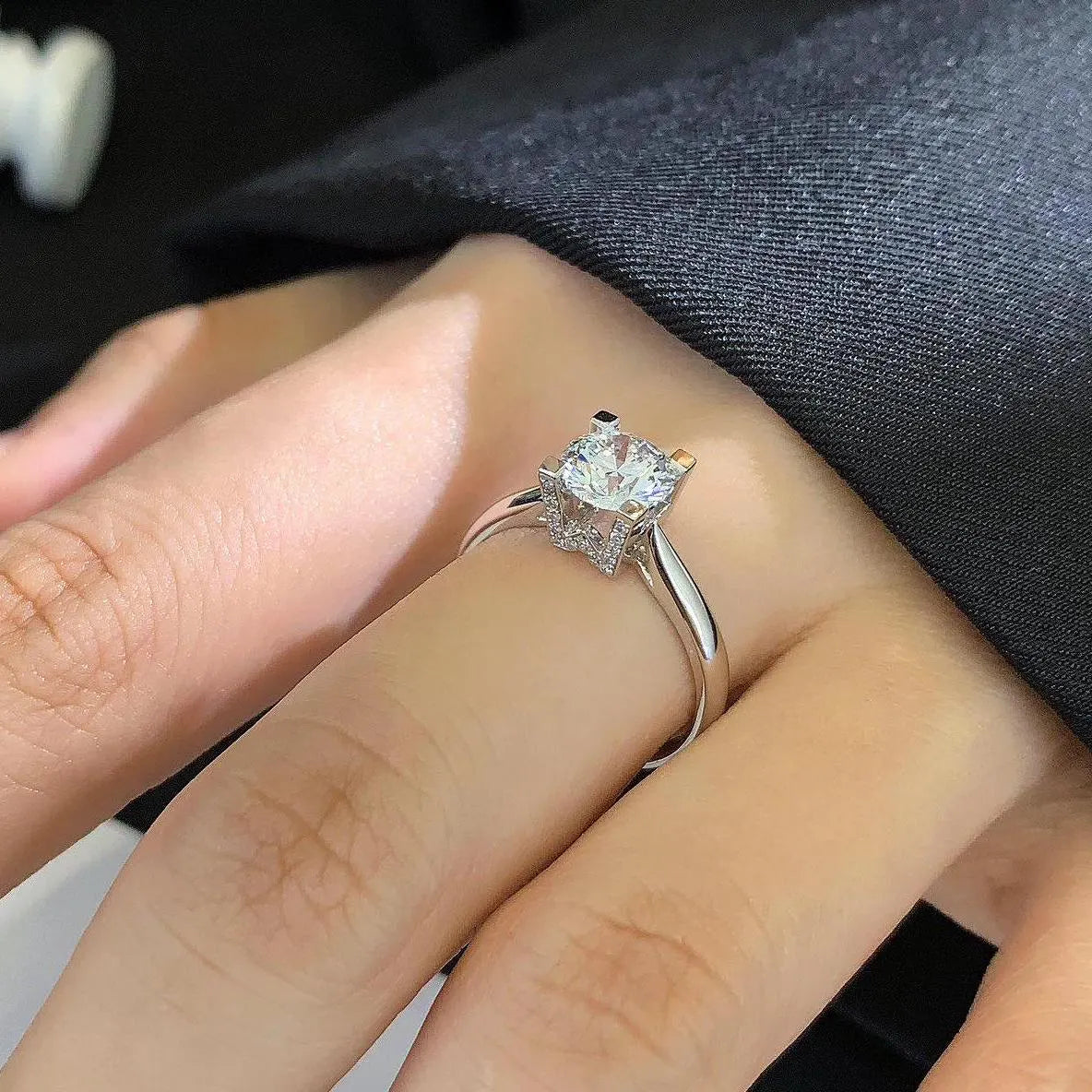 Round 1.10tcw Lab Grown Diamond Solitaire Pave Unique Design Engagement Ring, D-E-F Color, VVS-VS Clarity - IGI Certified