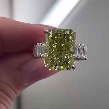 Fancy Yellow 15.50tcw Radiant Lab Grown Diamond Ring | 10ct Center + 5.50ct Side Stones | IGI Certified