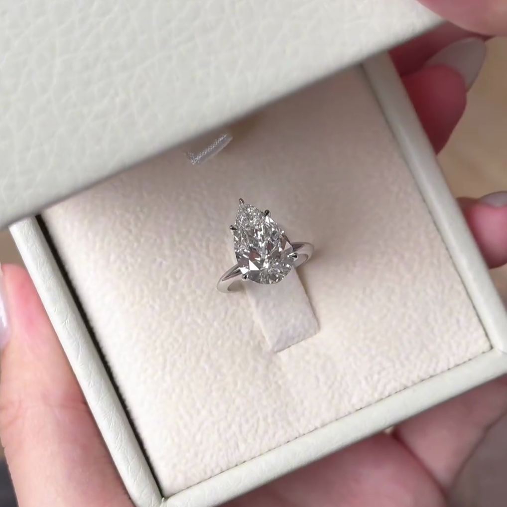 Pear 4.00ct Lab Grown Diamond Engagement Ring, D-E-F Color, VVS-VS Clarity - IGI Certified