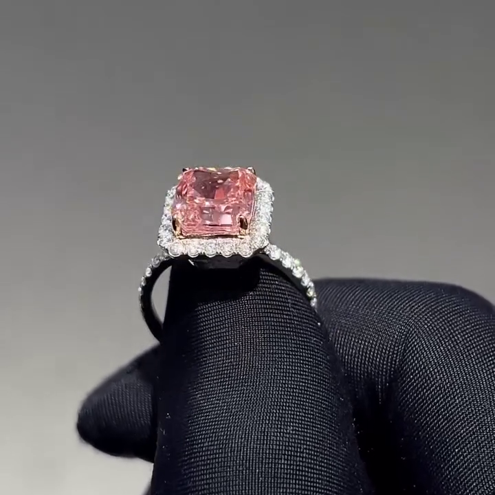 Radiant Fancy Pink 4.70tcw Lab Grown Diamond Engagement Ring | Two-Tone Halo | Pavé Band | VVS–VS Clarity | IGI Certified | Luxury Ring