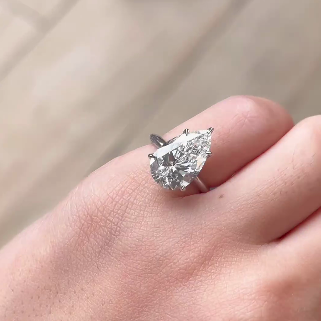 Pear 4.00ct Lab Grown Diamond Engagement Ring, D-E-F Color, VVS-VS Clarity - IGI Certified