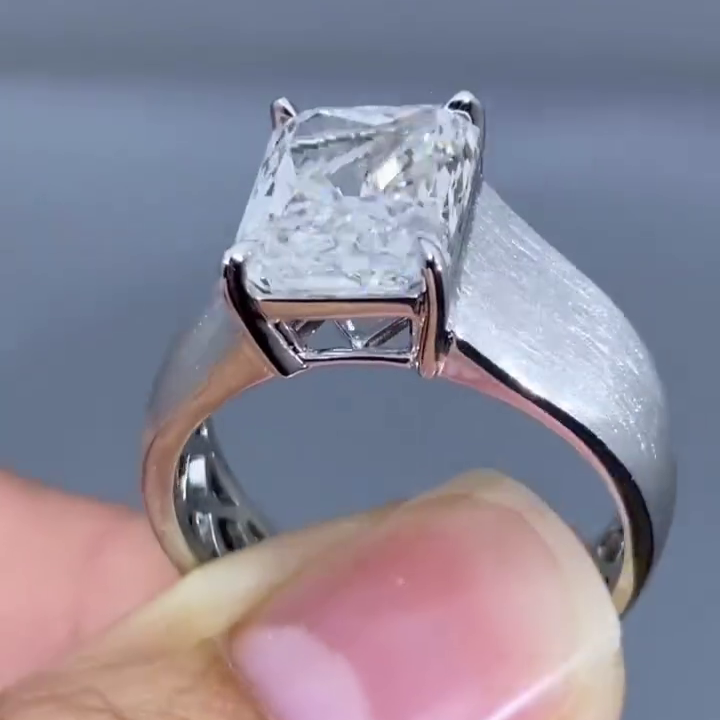 Radiant 4.00ct Lab Grown Diamond Men's Engagement Ring, D-E-F Color, VVS-VS Clarity, IGI Certified