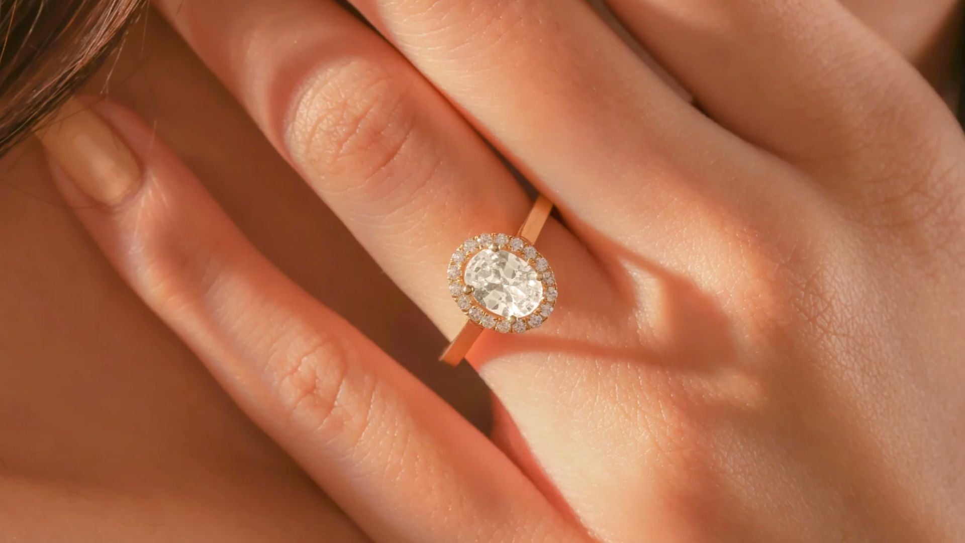 Oval Halo Engagement Rings