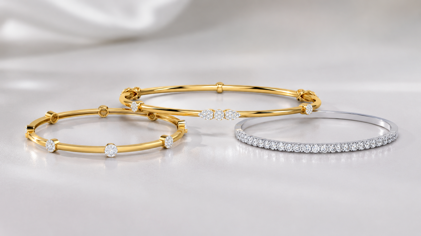 What Is a Bangle Bracelet 