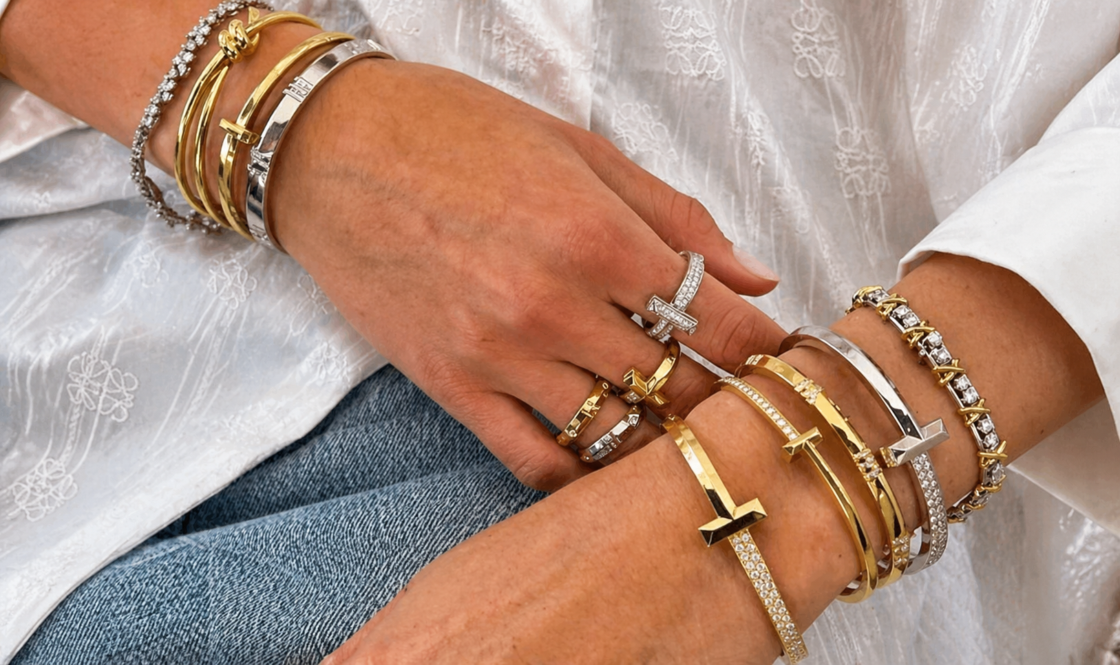 Can You Wear Gold and Silver Together? Guide