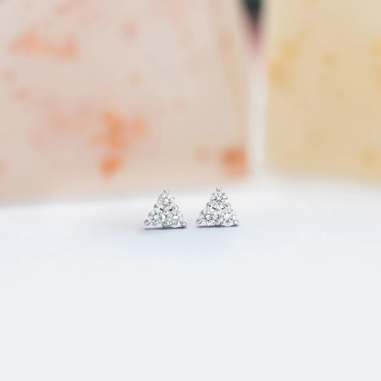 #Color_White Gold