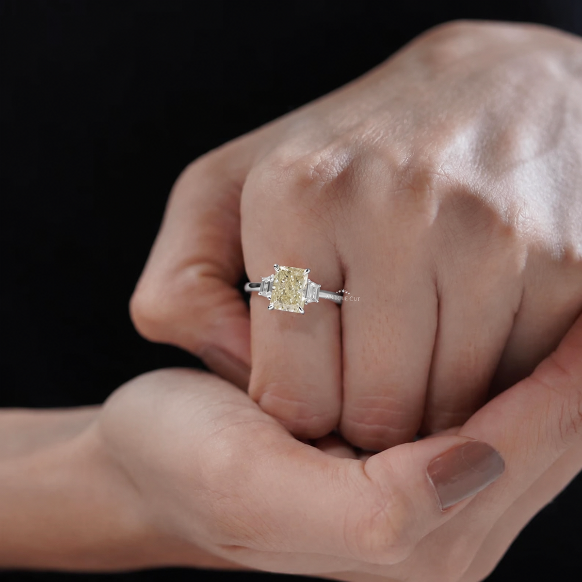 10k White Gold, 14k White Gold, 18k White Gold, Platinum
