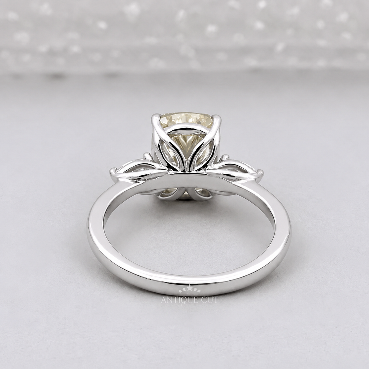 10k White Gold, 14k White Gold, 18k White Gold, Platinum