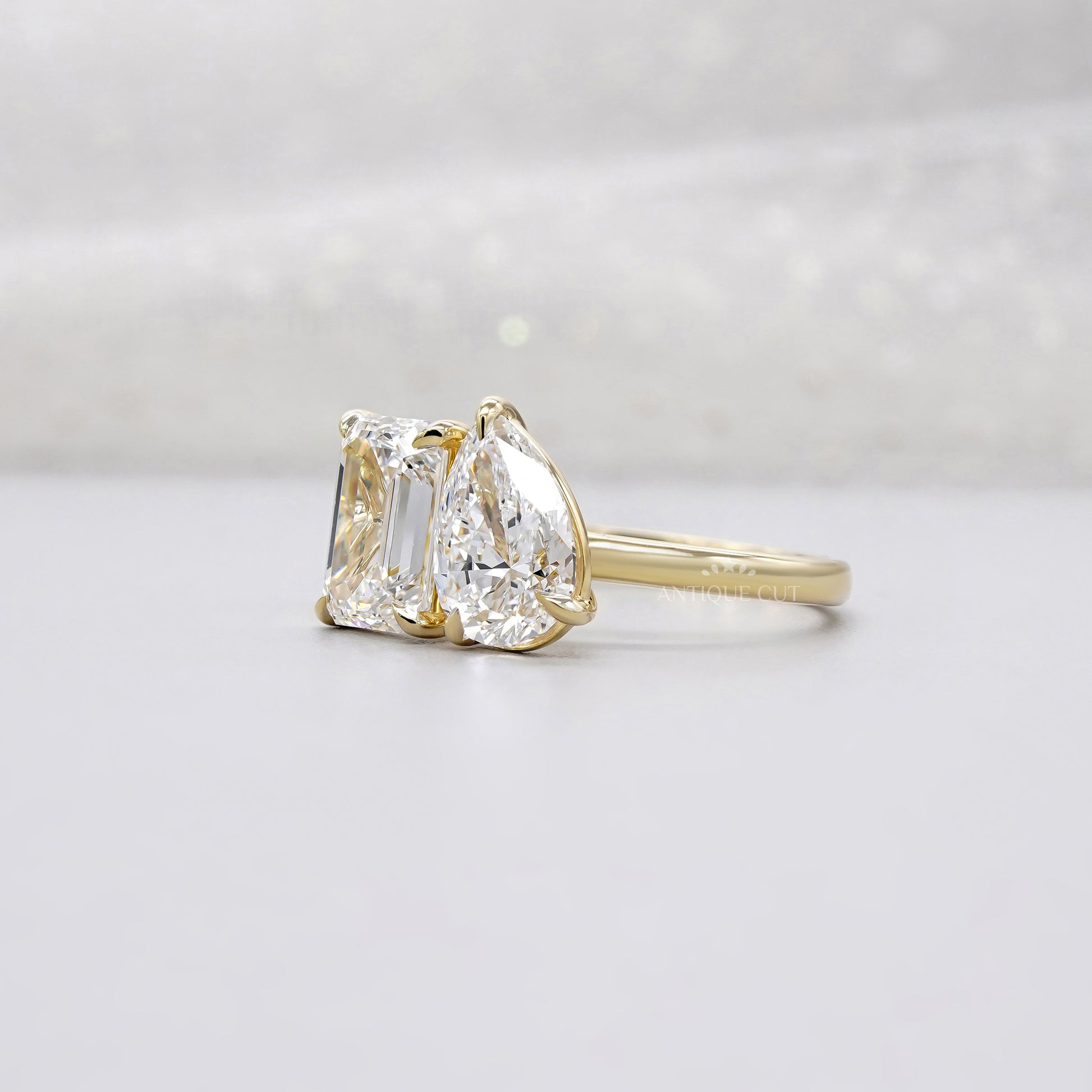 Emerald & Pear 4.00tcw Lab Grown Diamond Toi et Moi Engagement Ring | Yellow Gold | IGI Certified