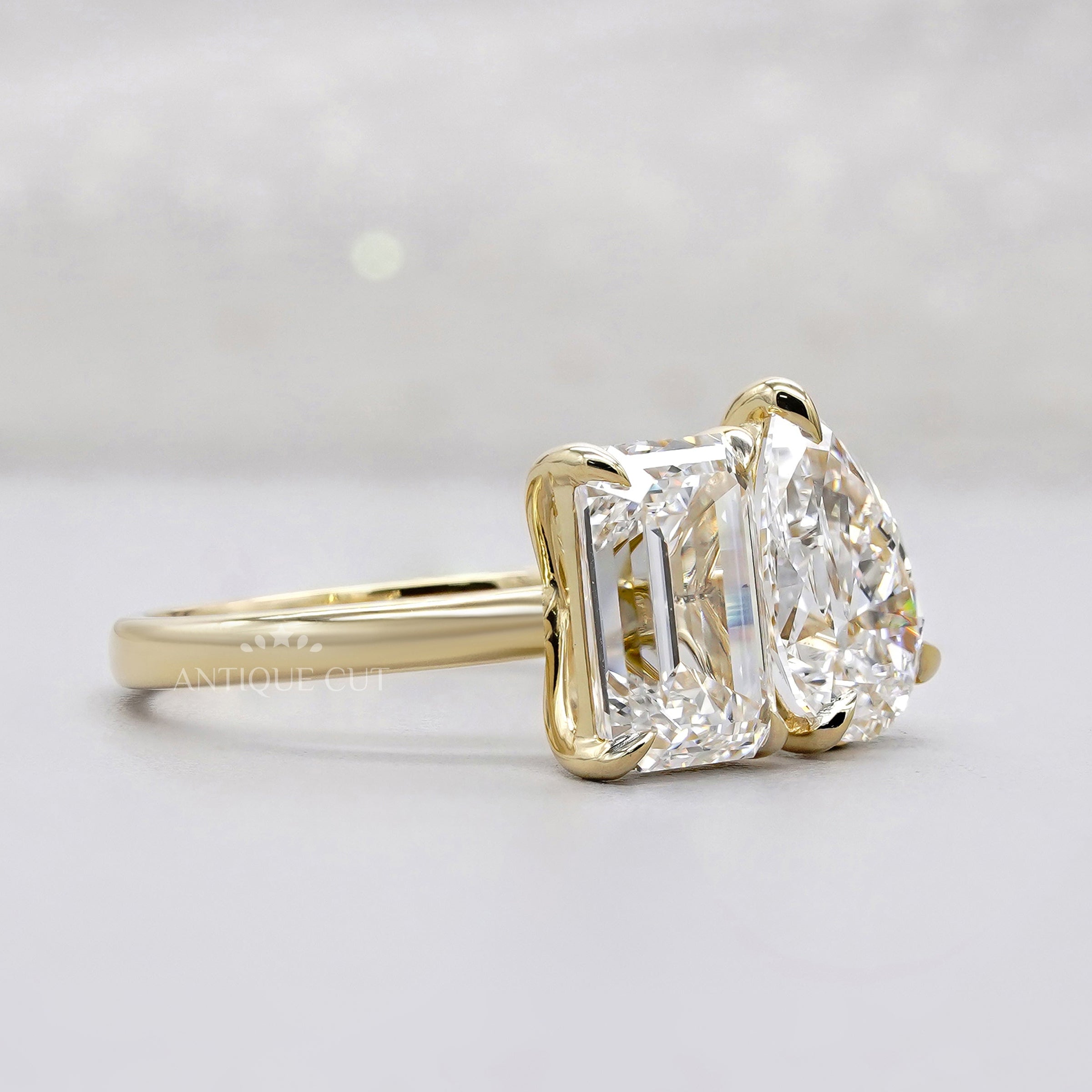 Vintage style Antiquecut emerald and pear ring