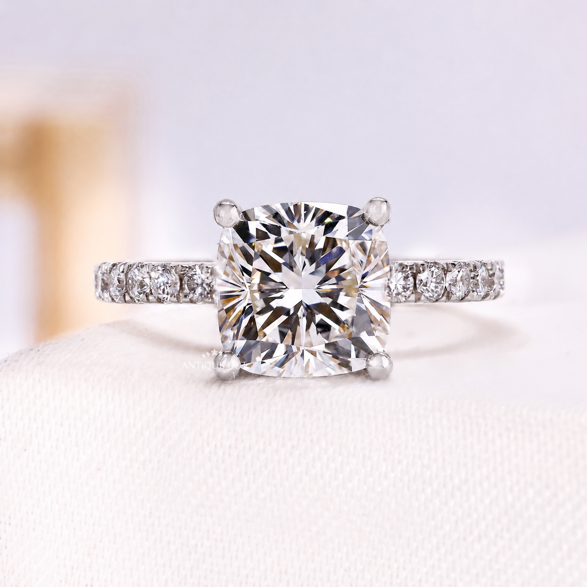 10k White Gold, 14k White Gold, 18k White Gold, Platinum