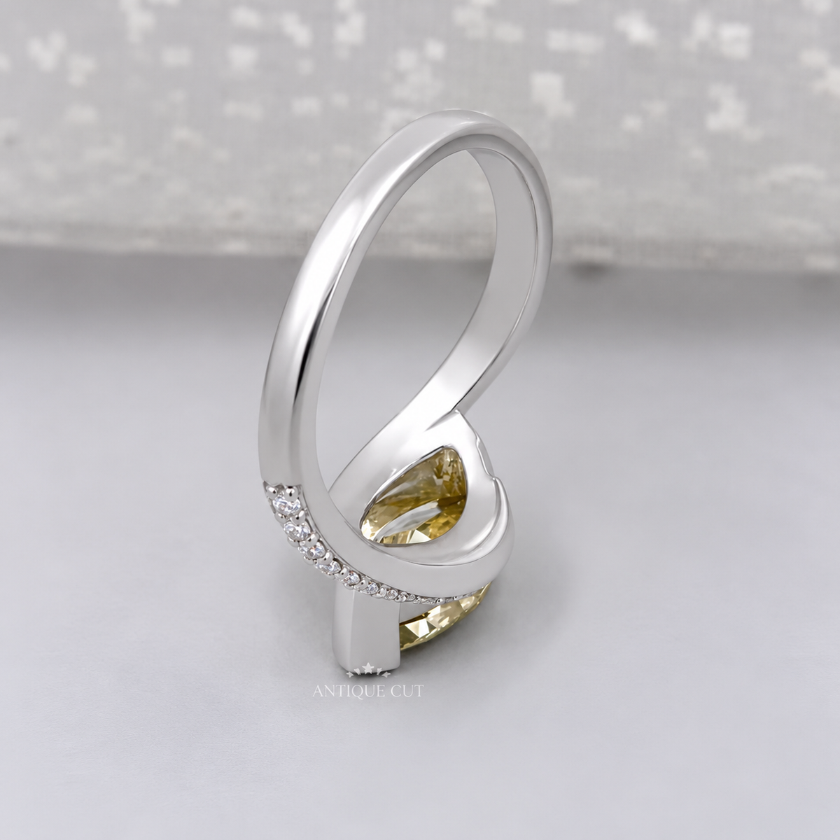 10k White Gold, 14k White Gold, 18k White Gold, Platinum