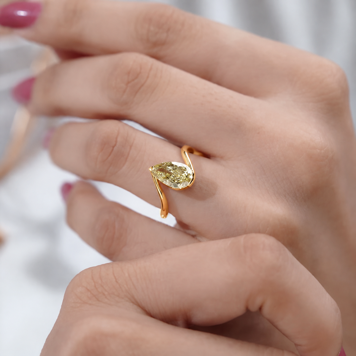 10k Yellow Gold, 14k Yellow Gold, 18k Yellow Gold