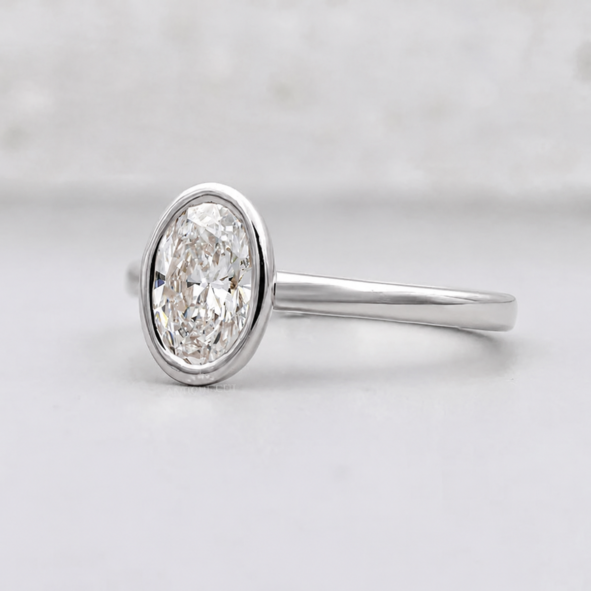 10k White Gold, 14k White Gold, 18k White Gold, Platinum