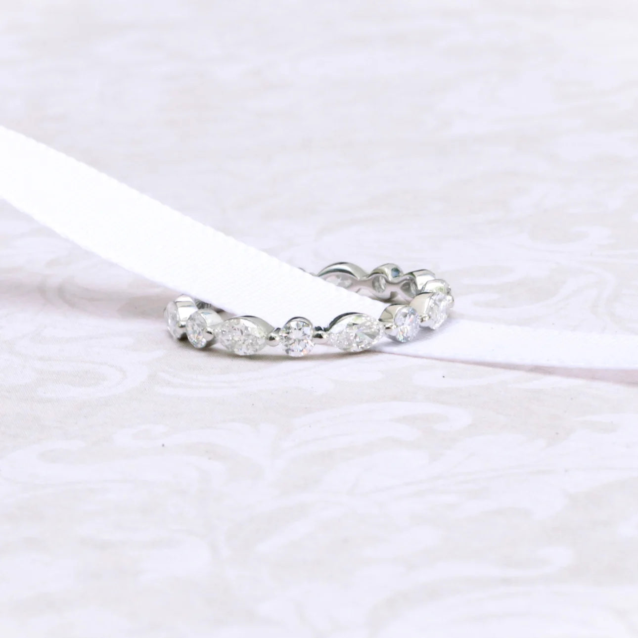 #Color_White Gold
