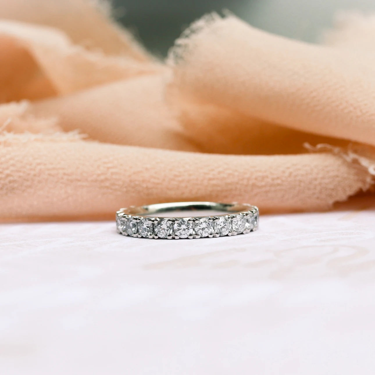 #Color_White Gold