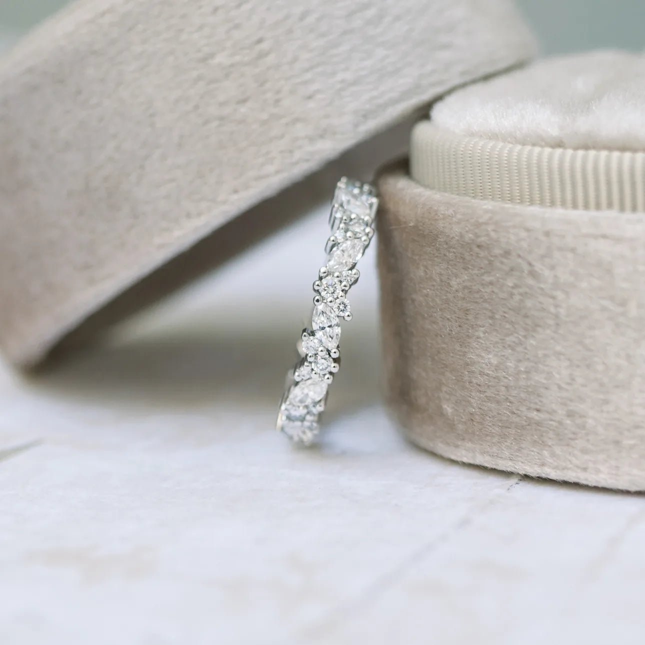 #Color_White Gold