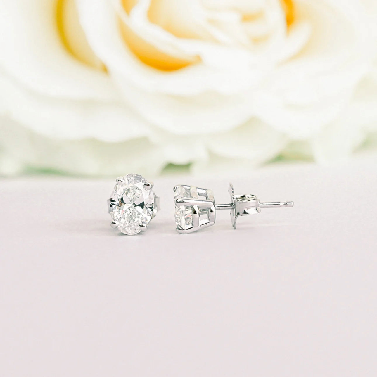 #Color_White Gold