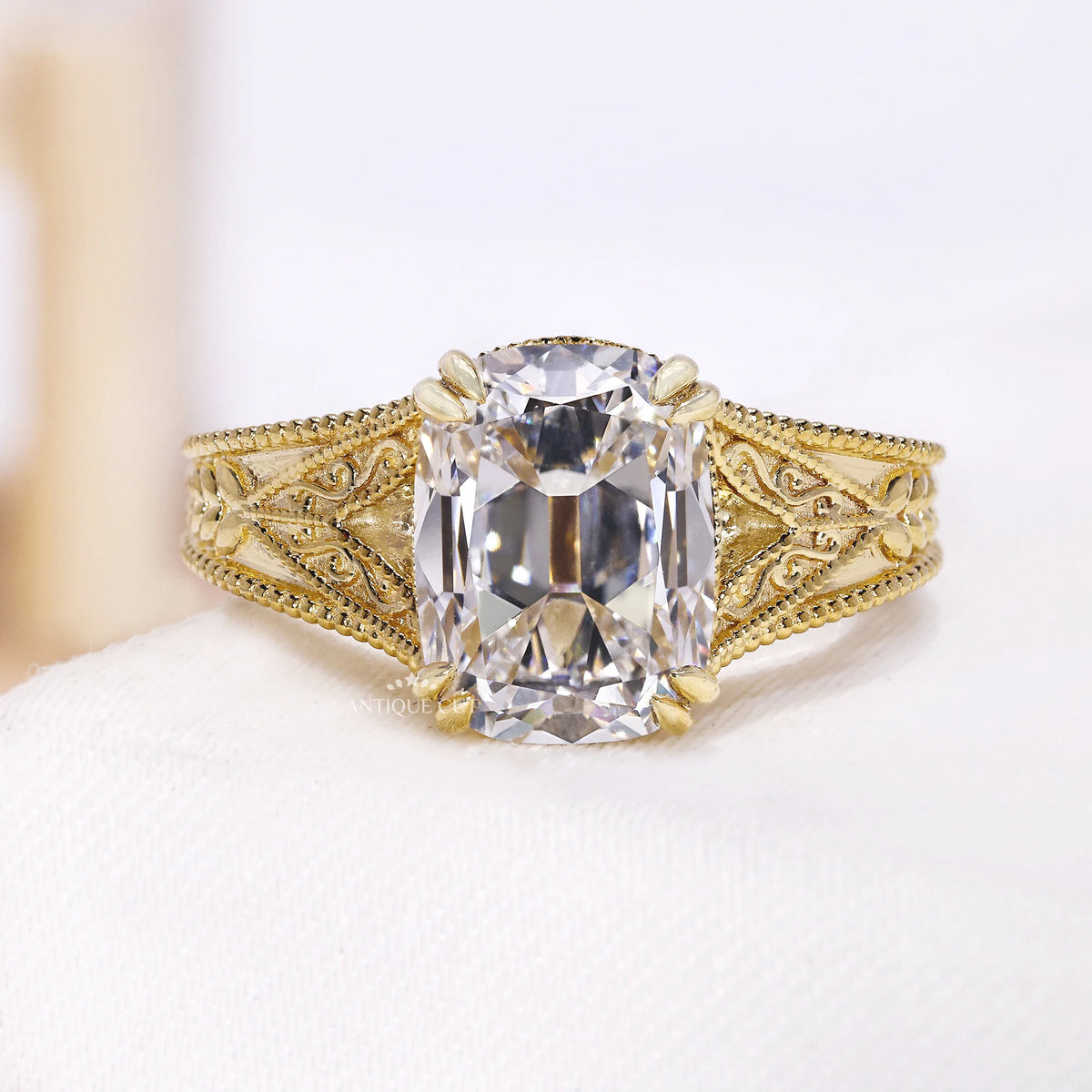 10k Yellow Gold, 14k Yellow Gold, 18k Yellow Gold