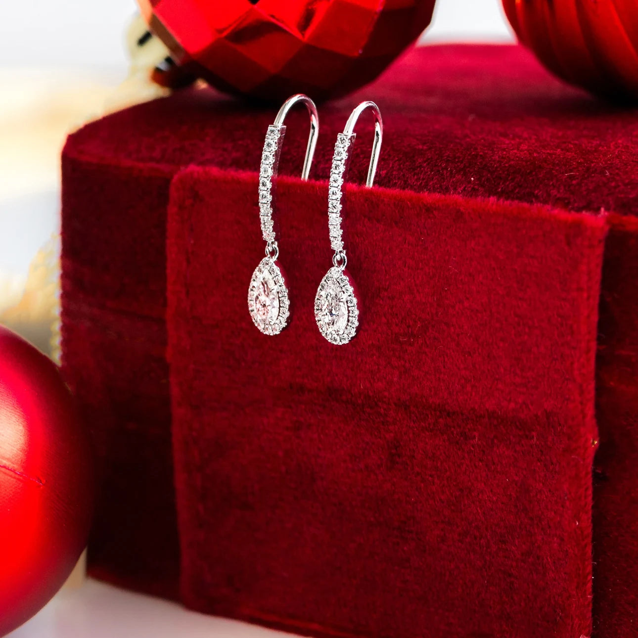 #Color_White Gold