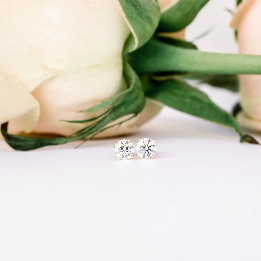 Round Lab Grown Diamond Stud Earring, EF Color, VS Clarity, IGI Certified