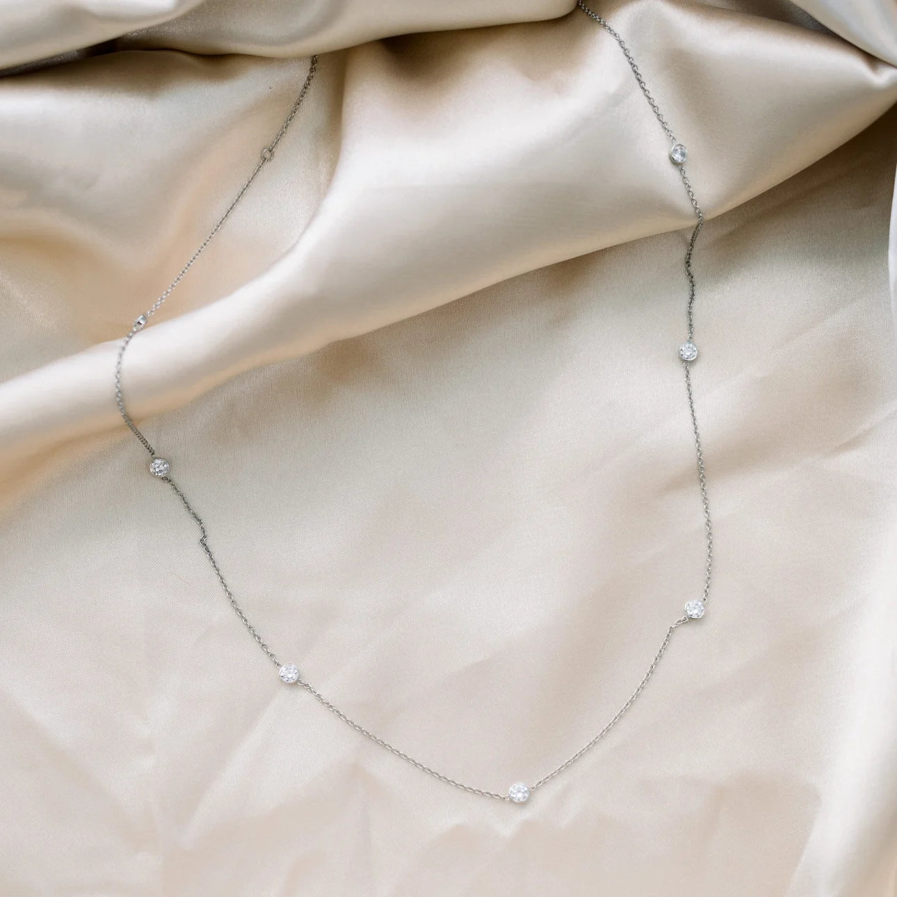 #Color_White Gold