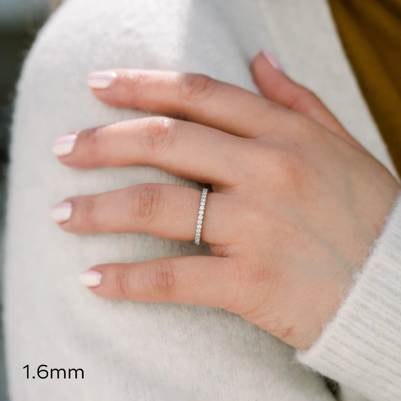#Color_White Gold