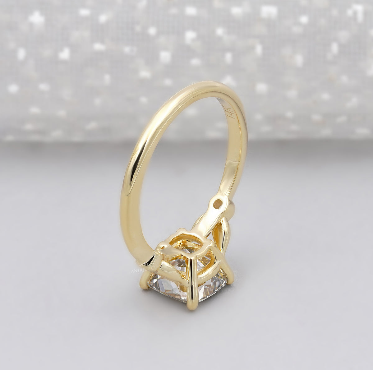 10k Yellow Gold, 14k Yellow Gold, 18k Yellow Gold