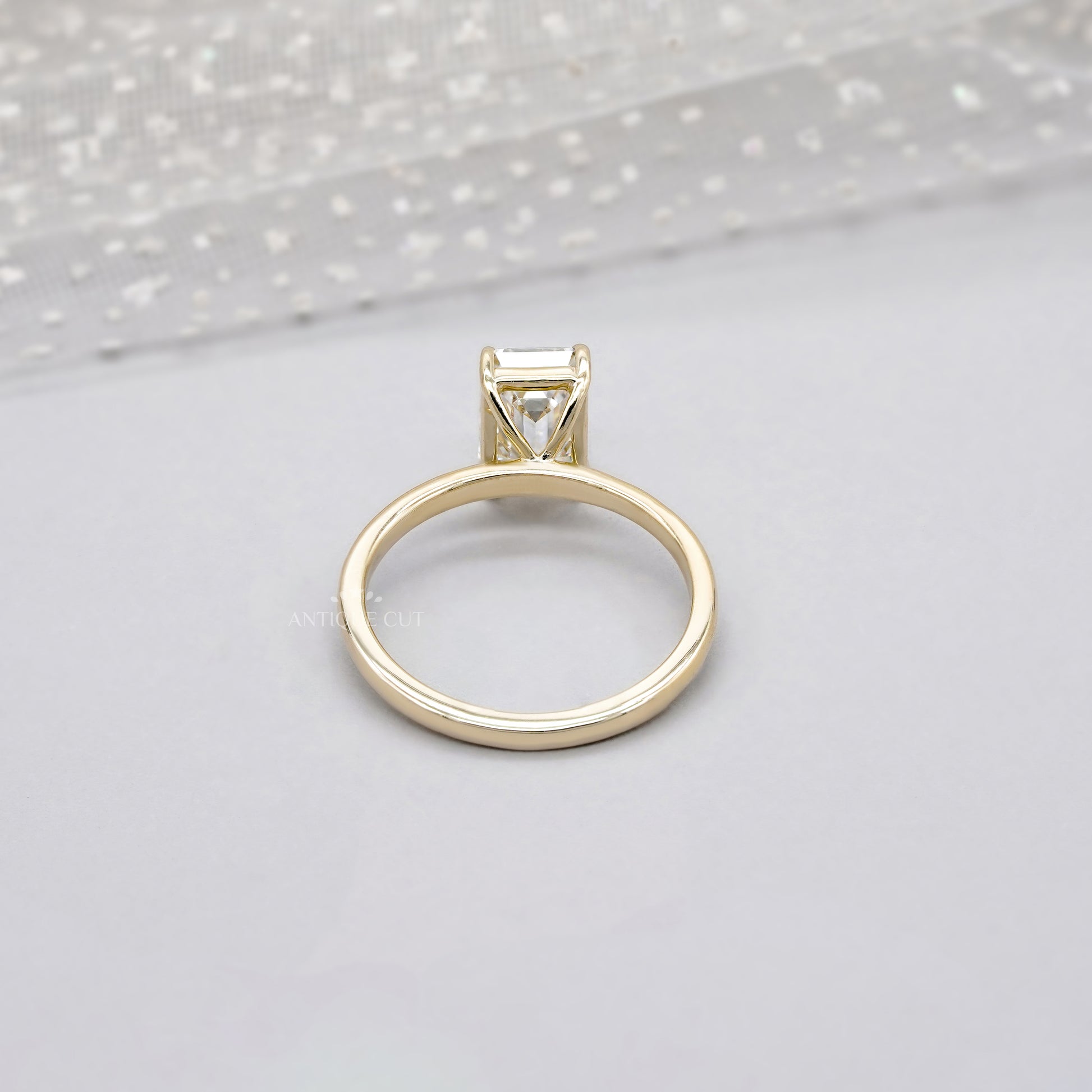 Emerald 2.00ct Lab Diamond Solitaire Ring | Yellow Gold | Minimalist IGI Certified