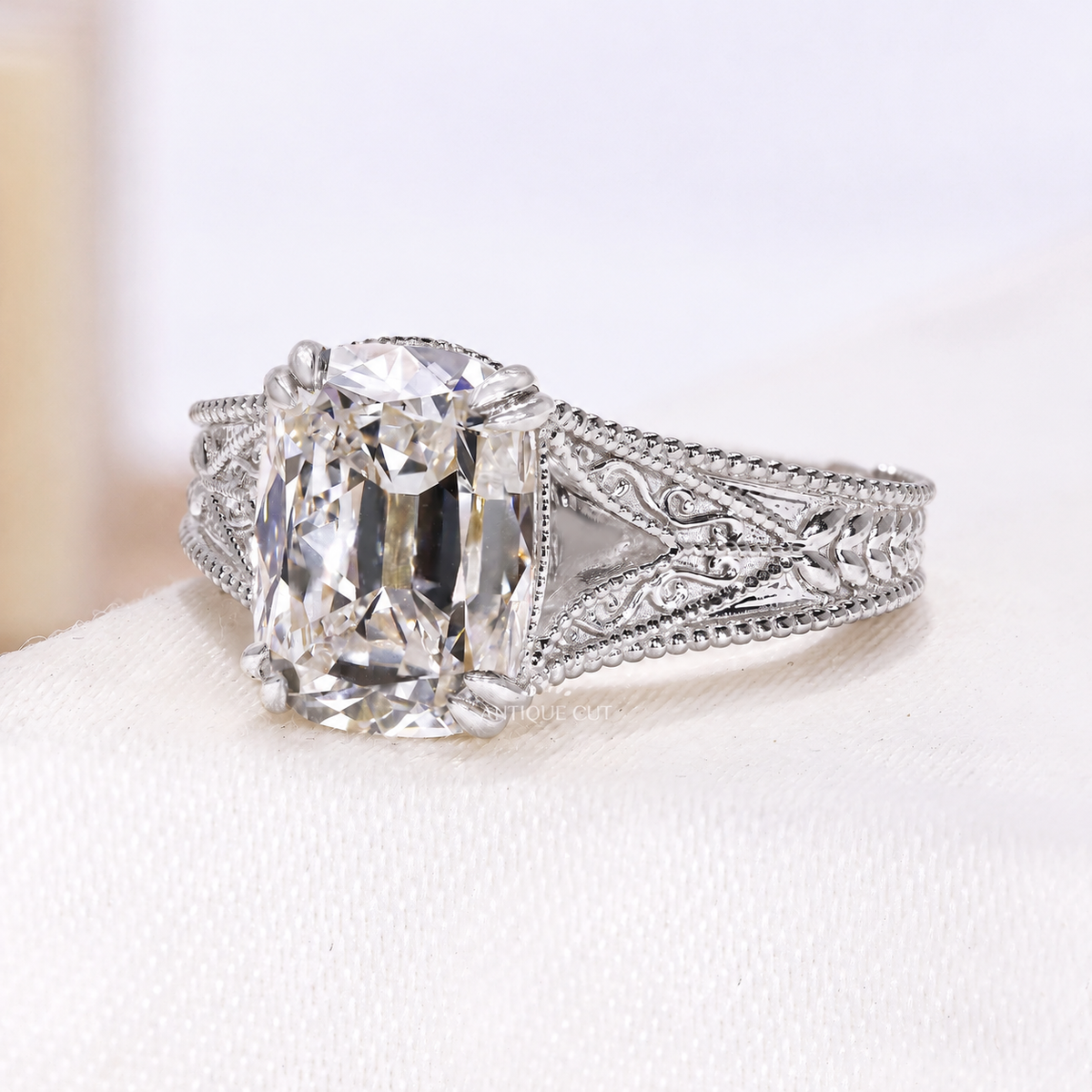 10k White Gold, 14k White Gold, 18k White Gold, Platinum