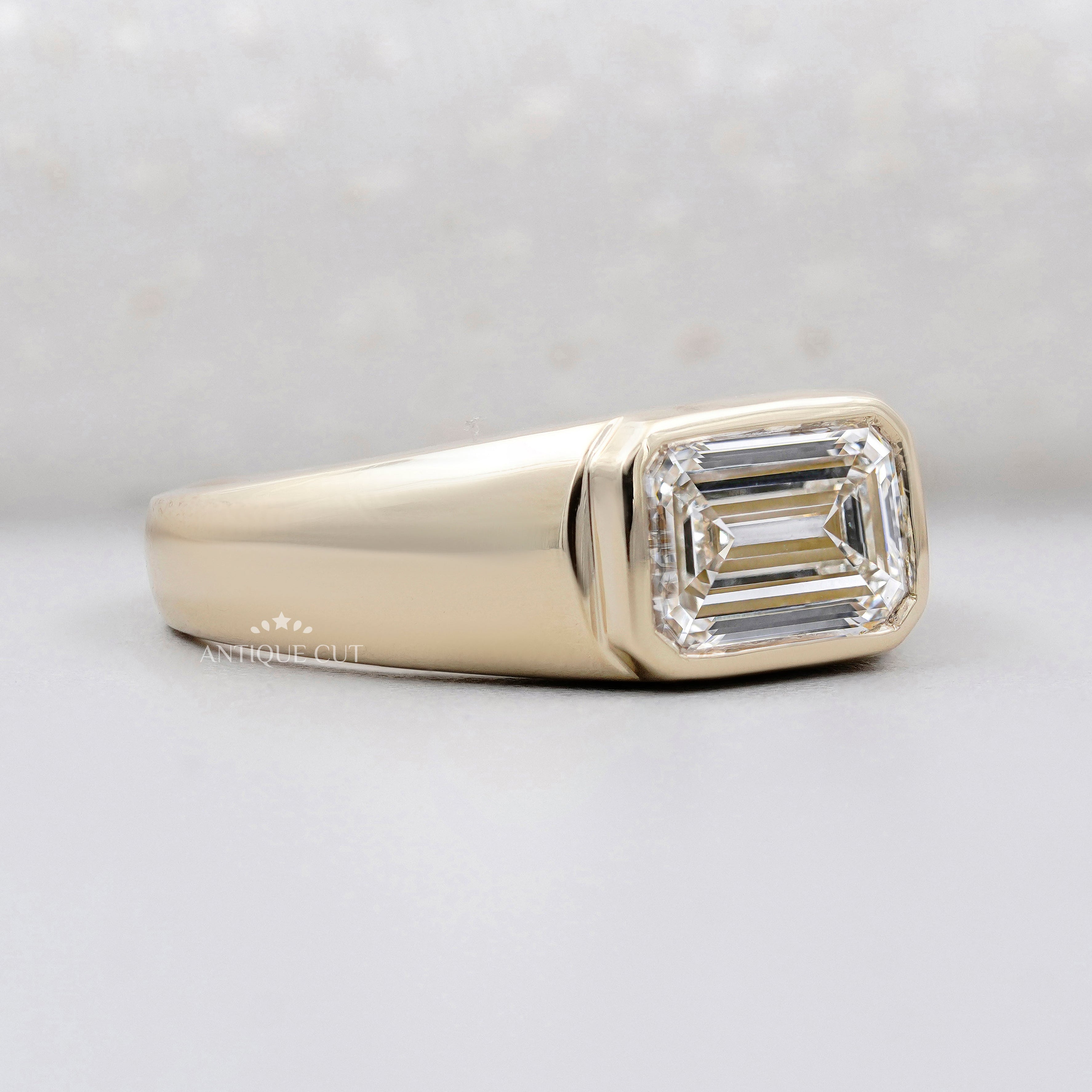 emerald cut solitaire diamond ring gold