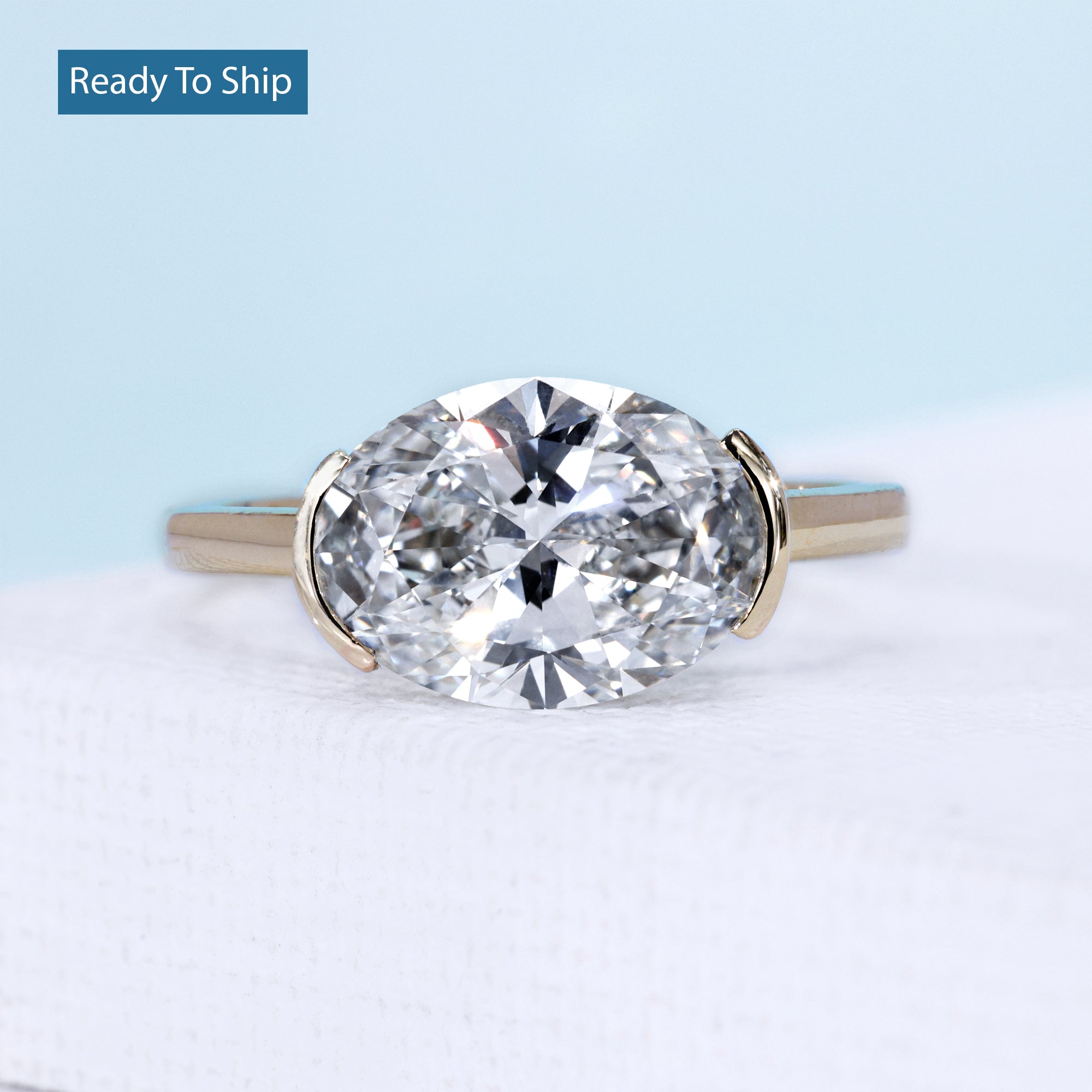 3.04 CT East West Oval Ring With Solitaire Style - 14k Yellow Gold