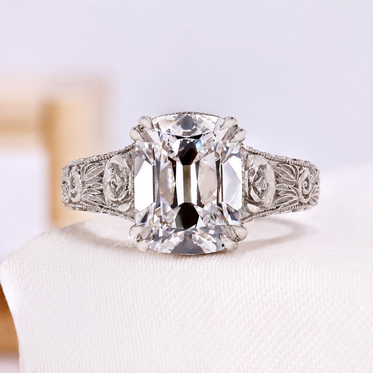10k White Gold, 14k White Gold, 18k White Gold, Platinum