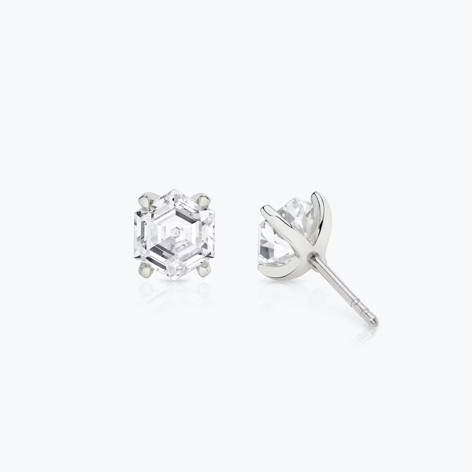 Antique Cut Stud