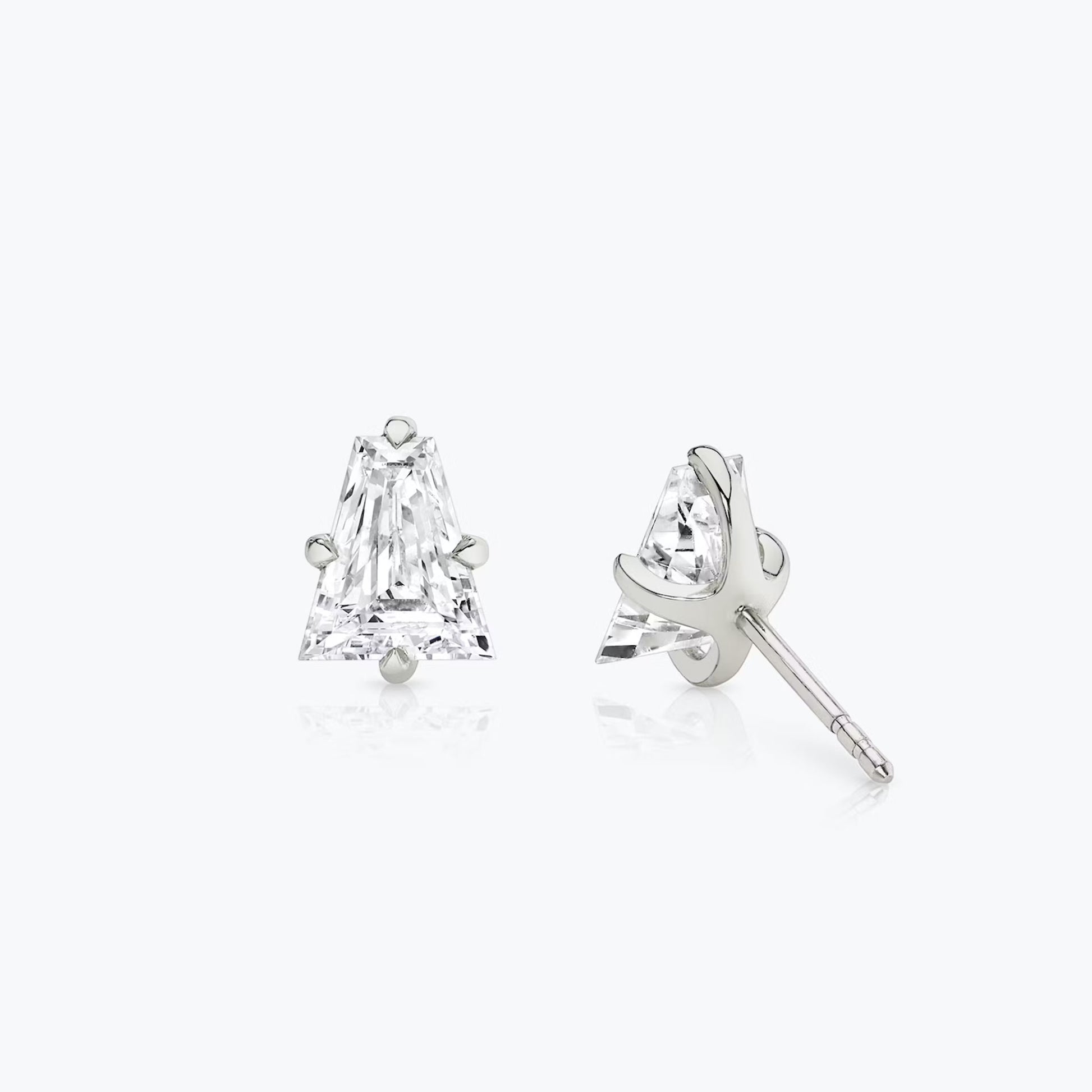 Antique Cut Stud