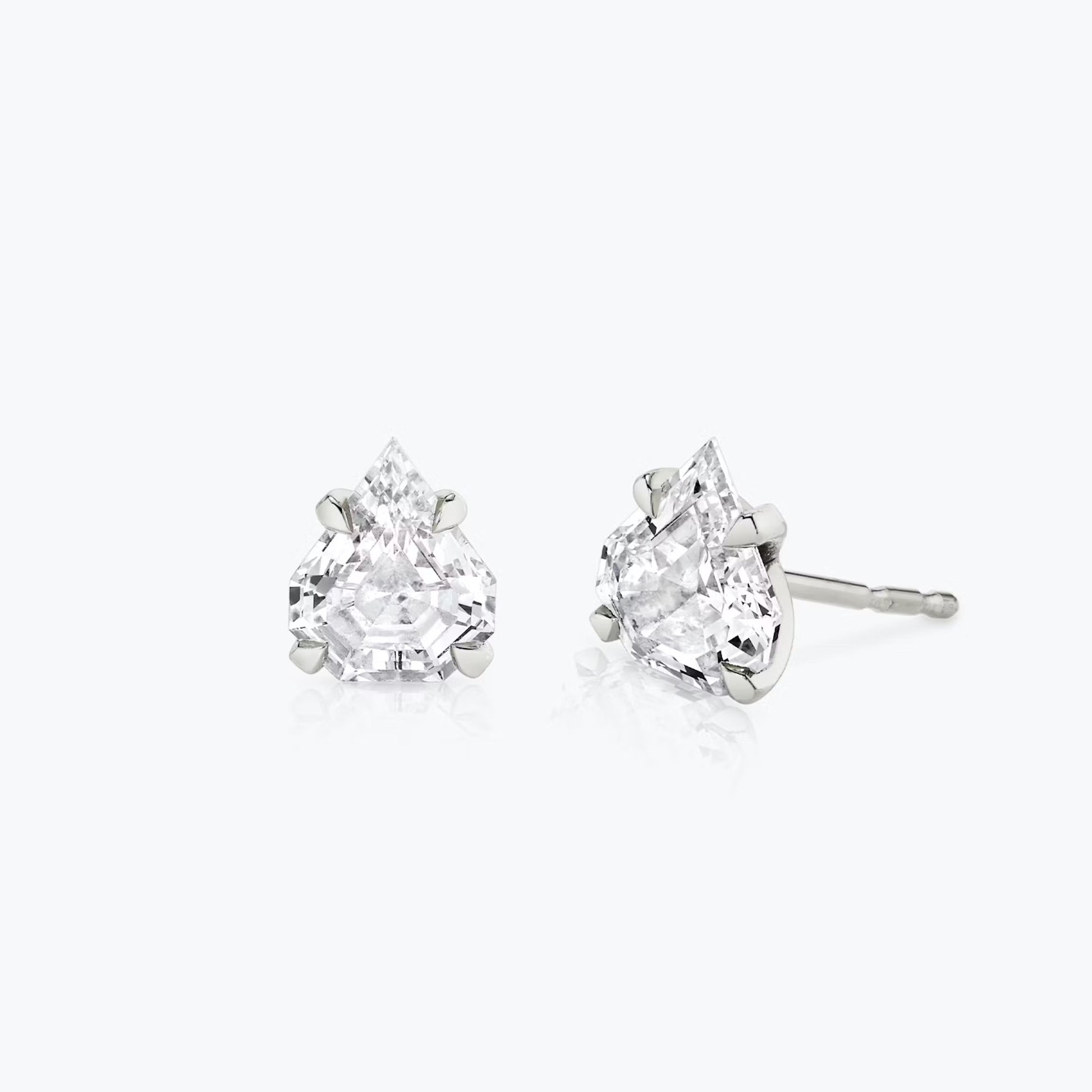 Antique Cut Stud