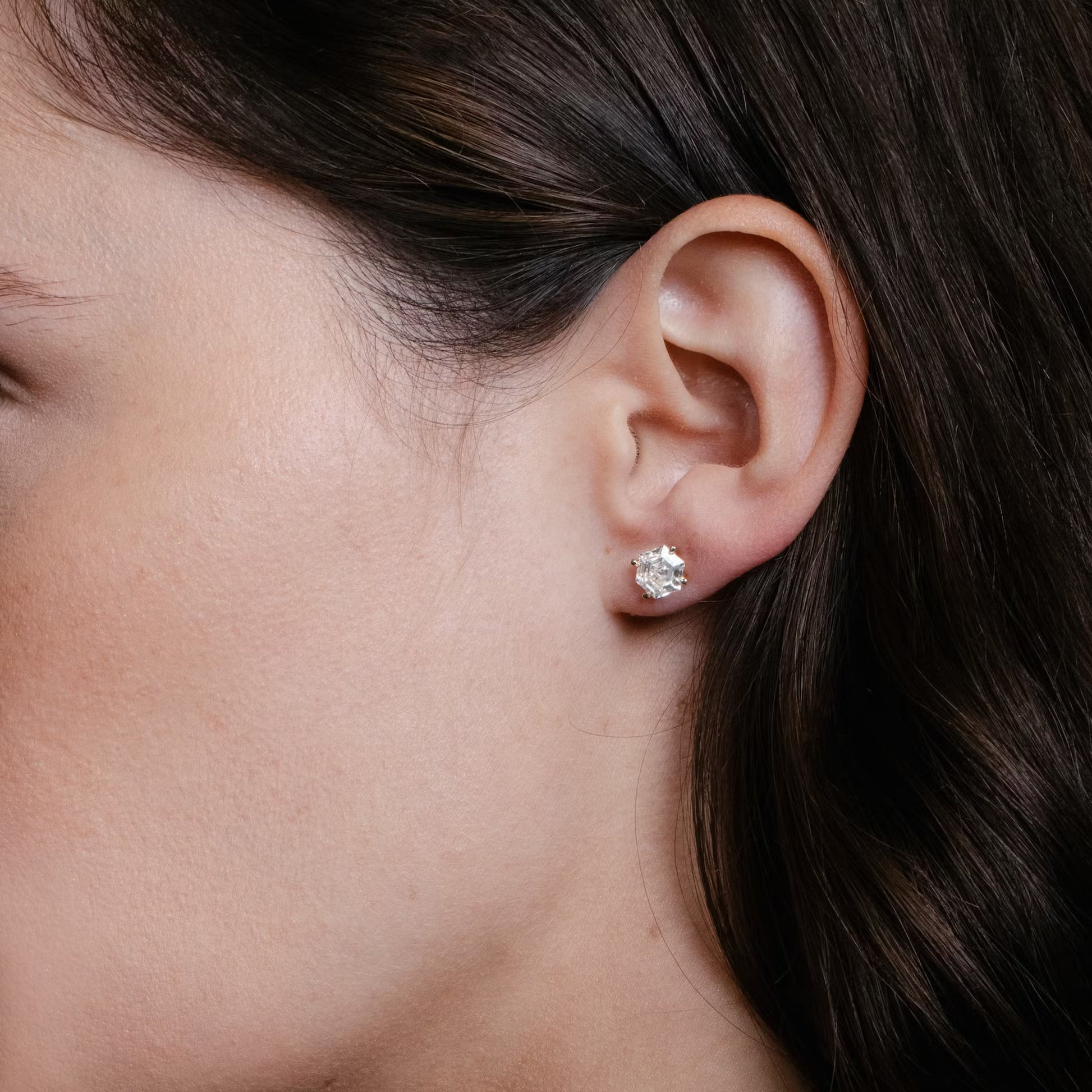Antique Cut Stud