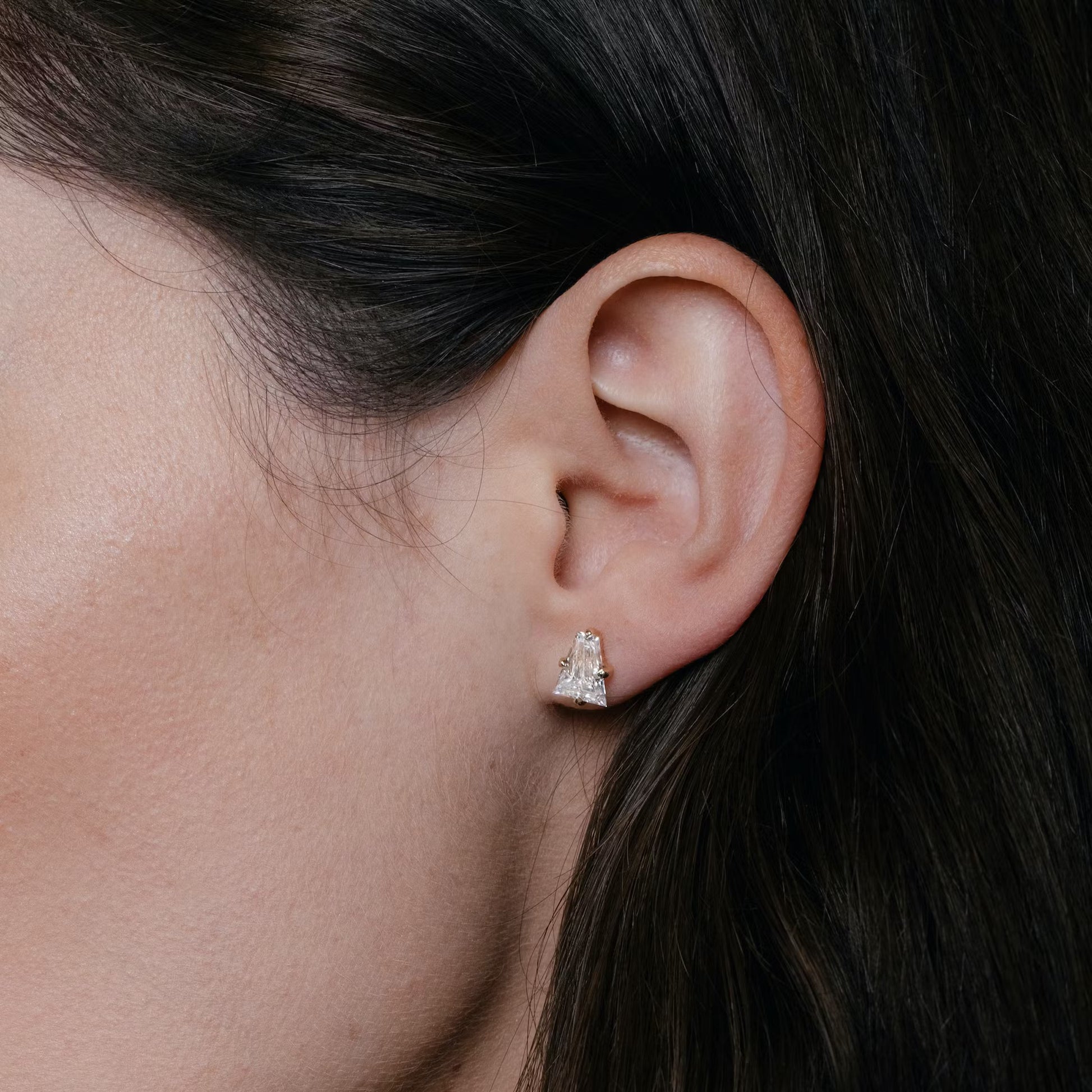Antique Cut Stud