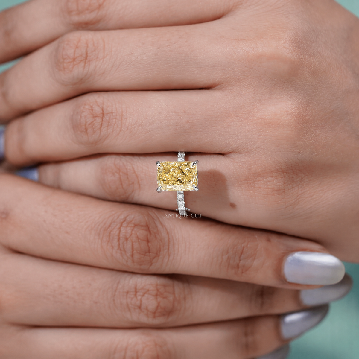 10k White Gold, 14k White Gold, 18k White Gold, Platinum